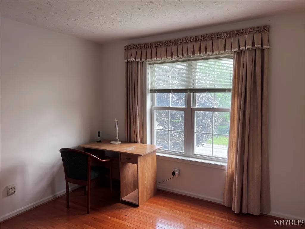 16 Post Side Lane, Pittsford, New York 14534, Pittsford, New York 14534, 5 Bedrooms Bedrooms, 9 Rooms Rooms,2 BathroomsBathrooms,Residential,For Sale,16 Post Side Lane, Pittsford, New York 14534,B1616888