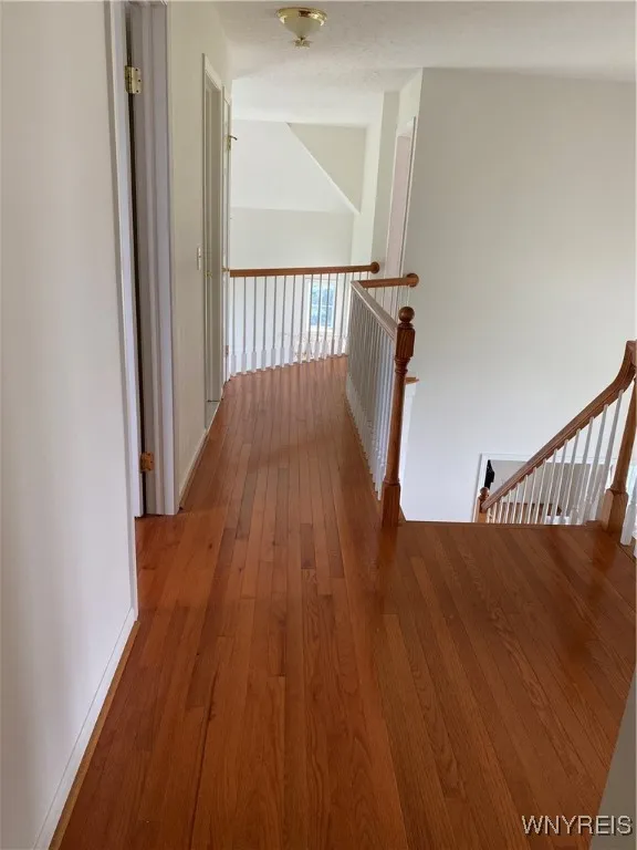 16 Post Side Lane, Pittsford, New York 14534, Pittsford, New York 14534, 5 Bedrooms Bedrooms, 9 Rooms Rooms,2 BathroomsBathrooms,Residential,For Sale,16 Post Side Lane, Pittsford, New York 14534,B1616888
