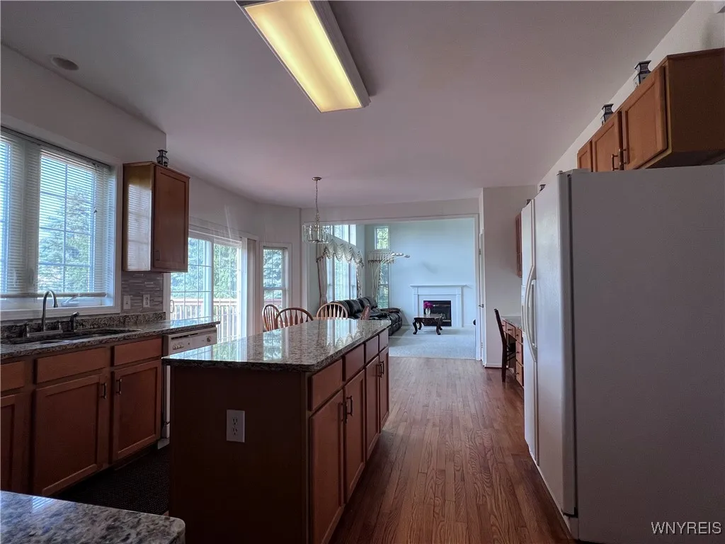 16 Post Side Lane, Pittsford, New York 14534, Pittsford, New York 14534, 5 Bedrooms Bedrooms, 9 Rooms Rooms,2 BathroomsBathrooms,Residential,For Sale,16 Post Side Lane, Pittsford, New York 14534,B1616888