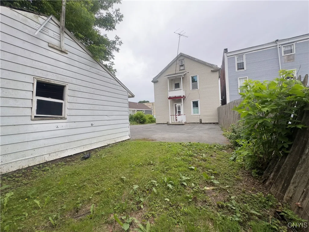 803 3rd Avenue, Utica, New York 13501, Utica, New York 13501, 6 Bedrooms Bedrooms, ,2 BathroomsBathrooms,Residential,For Sale,803 3rd Avenue, Utica, New York 13501,S1615623