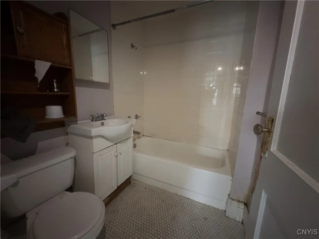 803 3rd Avenue, Utica, New York 13501, Utica, New York 13501, 6 Bedrooms Bedrooms, ,2 BathroomsBathrooms,Residential,For Sale,803 3rd Avenue, Utica, New York 13501,S1615623