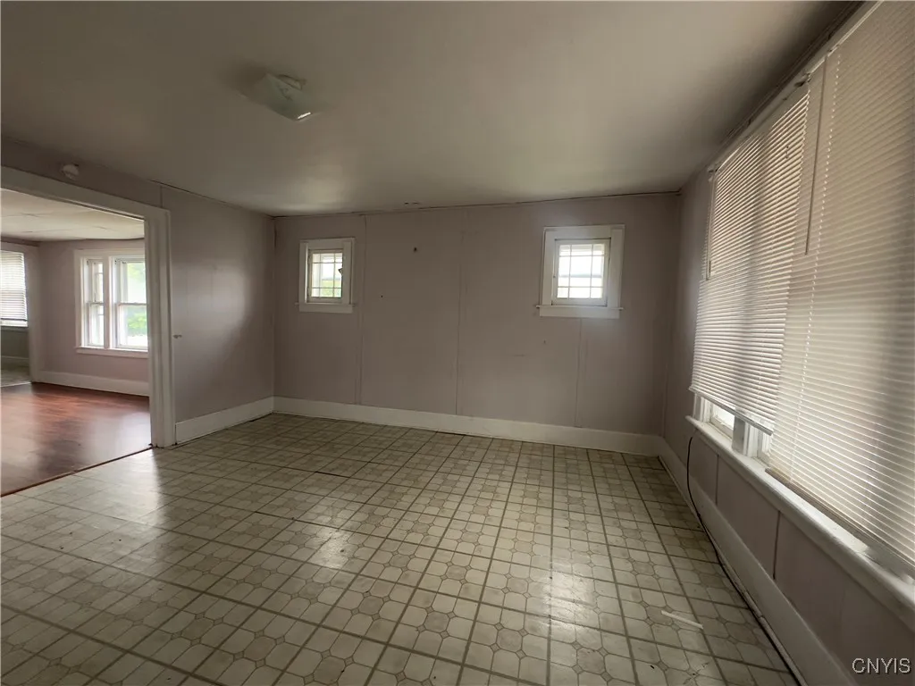 803 3rd Avenue, Utica, New York 13501, Utica, New York 13501, 6 Bedrooms Bedrooms, ,2 BathroomsBathrooms,Residential,For Sale,803 3rd Avenue, Utica, New York 13501,S1615623