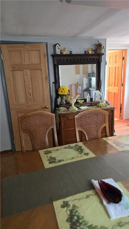 dining room/kitchen