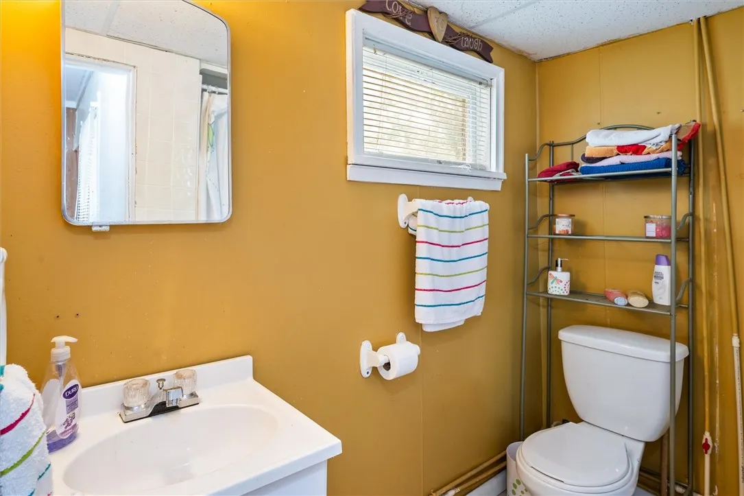6964 13 Fillmore Avenue, Castile, New York 14427, Castile, New York 14549, 3 Bedrooms Bedrooms, 6 Rooms Rooms,1 BathroomBathrooms,Residential,For Sale,6964 13 Fillmore Avenue, Castile, New York 14427,R1616984
