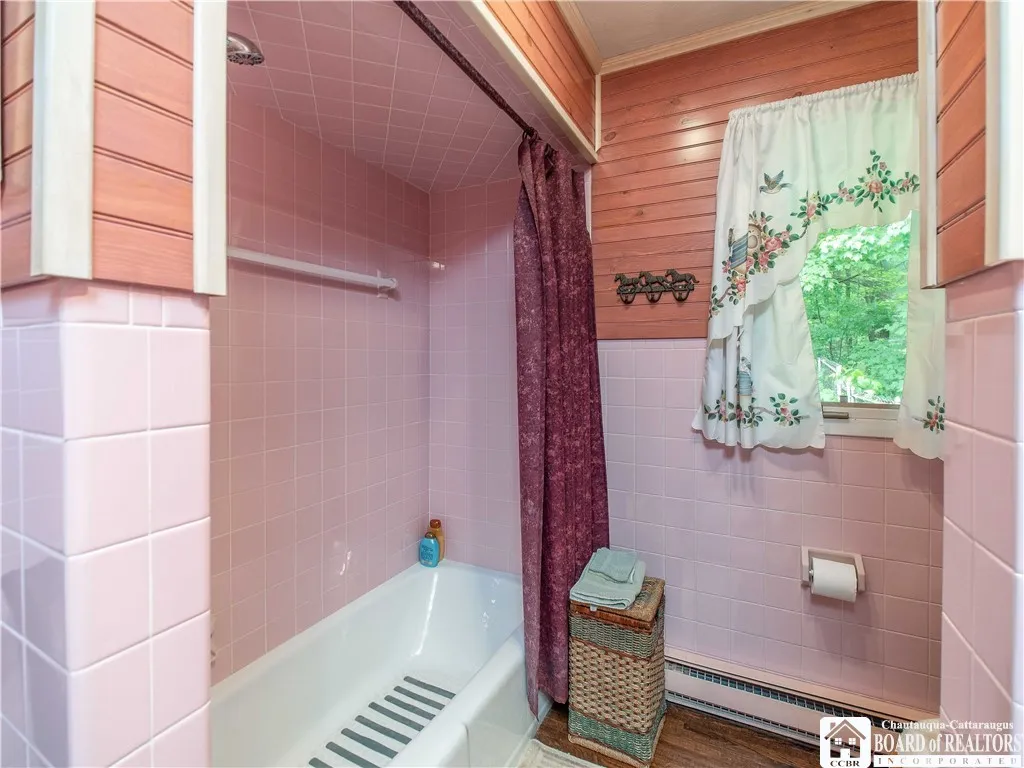 5152 John Darling Road, Conowingo, New York 14726, Conowingo, New York 14726, 3 Bedrooms Bedrooms, 10 Rooms Rooms,2 BathroomsBathrooms,Residential,For Sale,5152 John Darling Road, Conowingo, New York 14726,R1615516