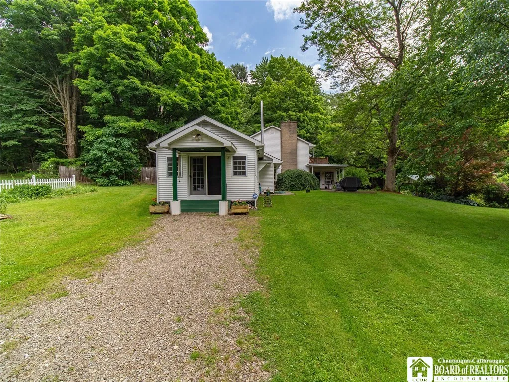 5152 John Darling Road, Conowingo, New York 14726, Conowingo, New York 14726, 3 Bedrooms Bedrooms, 10 Rooms Rooms,2 BathroomsBathrooms,Residential,For Sale,5152 John Darling Road, Conowingo, New York 14726,R1615516