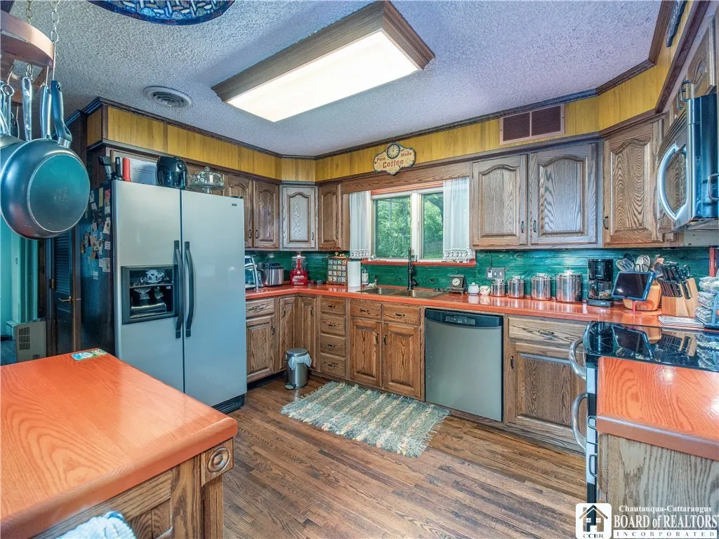 5152 John Darling Road, Conowingo, New York 14726, Conowingo, New York 14726, 3 Bedrooms Bedrooms, 10 Rooms Rooms,2 BathroomsBathrooms,Residential,For Sale,5152 John Darling Road, Conowingo, New York 14726,R1615516