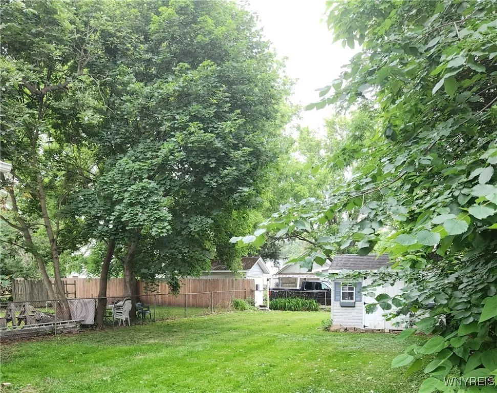 287 South Street, Lockport-city, New York 14094, Lockport City, New York 14094, 4 Bedrooms Bedrooms, 8 Rooms Rooms,1 BathroomBathrooms,Residential,For Sale,287 South Street, Lockport-city, New York 14094,B1617004