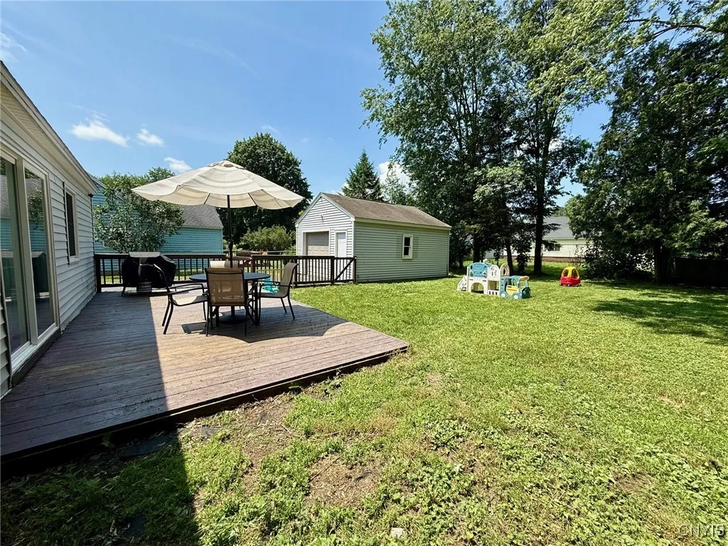 415 Van Dyke Road, Utica, New York 13502, Utica, New York 13502, 3 Bedrooms Bedrooms, 6 Rooms Rooms,1 BathroomBathrooms,Residential,For Sale,415 Van Dyke Road, Utica, New York 13502,S1613723