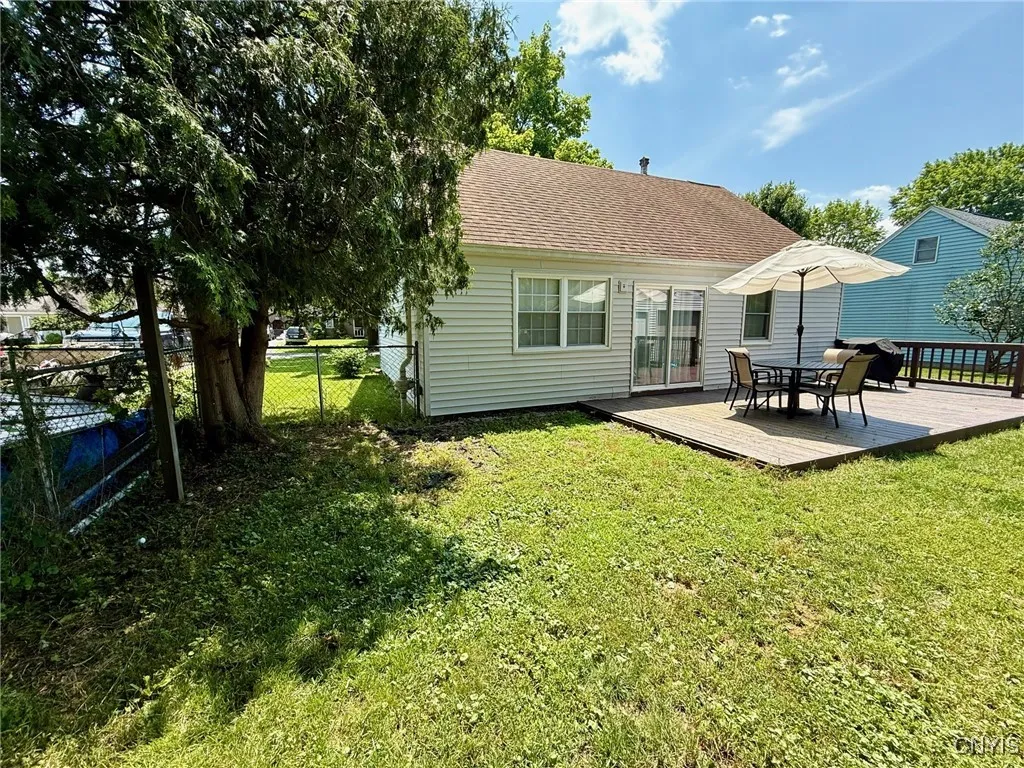 415 Van Dyke Road, Utica, New York 13502, Utica, New York 13502, 3 Bedrooms Bedrooms, 6 Rooms Rooms,1 BathroomBathrooms,Residential,For Sale,415 Van Dyke Road, Utica, New York 13502,S1613723
