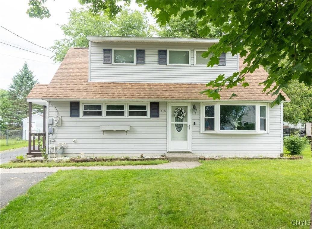 415 Van Dyke Road, Utica, New York 13502, Utica, New York 13502, 3 Bedrooms Bedrooms, 6 Rooms Rooms,1 BathroomBathrooms,Residential,For Sale,415 Van Dyke Road, Utica, New York 13502,S1613723