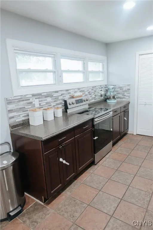 415 Van Dyke Road, Utica, New York 13502, Utica, New York 13502, 3 Bedrooms Bedrooms, 6 Rooms Rooms,1 BathroomBathrooms,Residential,For Sale,415 Van Dyke Road, Utica, New York 13502,S1613723