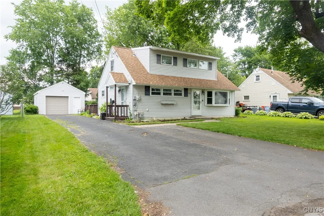 415 Van Dyke Road, Utica, New York 13502, Utica, New York 13502, 3 Bedrooms Bedrooms, 6 Rooms Rooms,1 BathroomBathrooms,Residential,For Sale,415 Van Dyke Road, Utica, New York 13502,S1613723