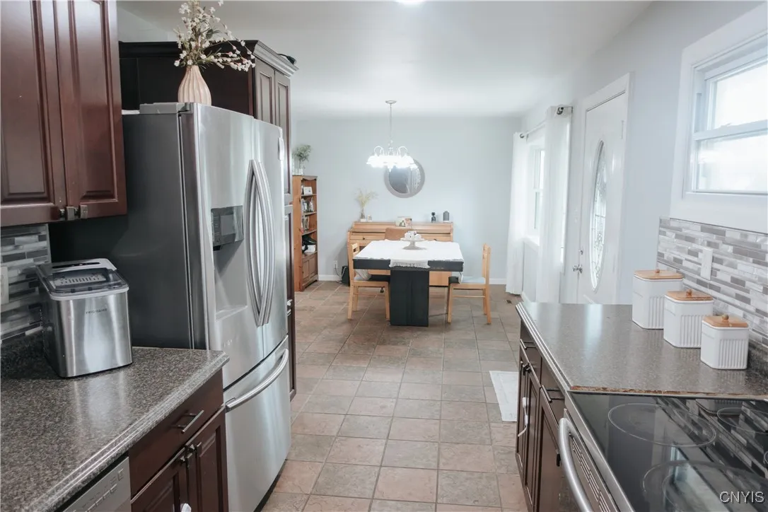 415 Van Dyke Road, Utica, New York 13502, Utica, New York 13502, 3 Bedrooms Bedrooms, 6 Rooms Rooms,1 BathroomBathrooms,Residential,For Sale,415 Van Dyke Road, Utica, New York 13502,S1613723