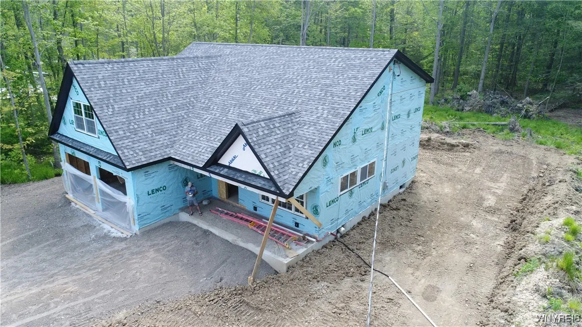 595 Seneca Road, Evans, New York 14006, Evans, New York 14006, 3 Bedrooms Bedrooms, 6 Rooms Rooms,2 BathroomsBathrooms,Residential,For Sale,595 Seneca Road, Evans, New York 14006,B1616842