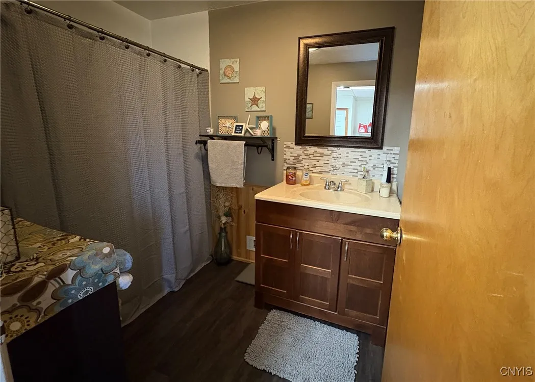 Bathroom 1st Floor