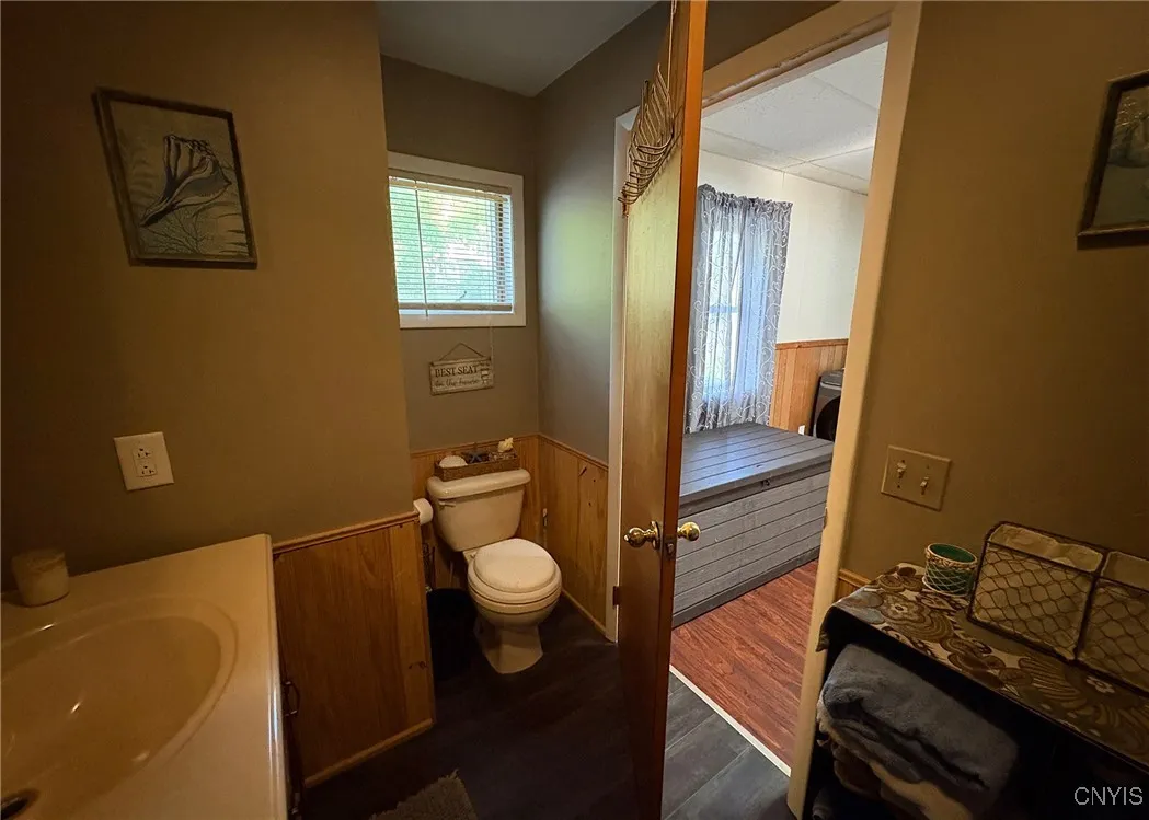 Bathroom 1st Floor