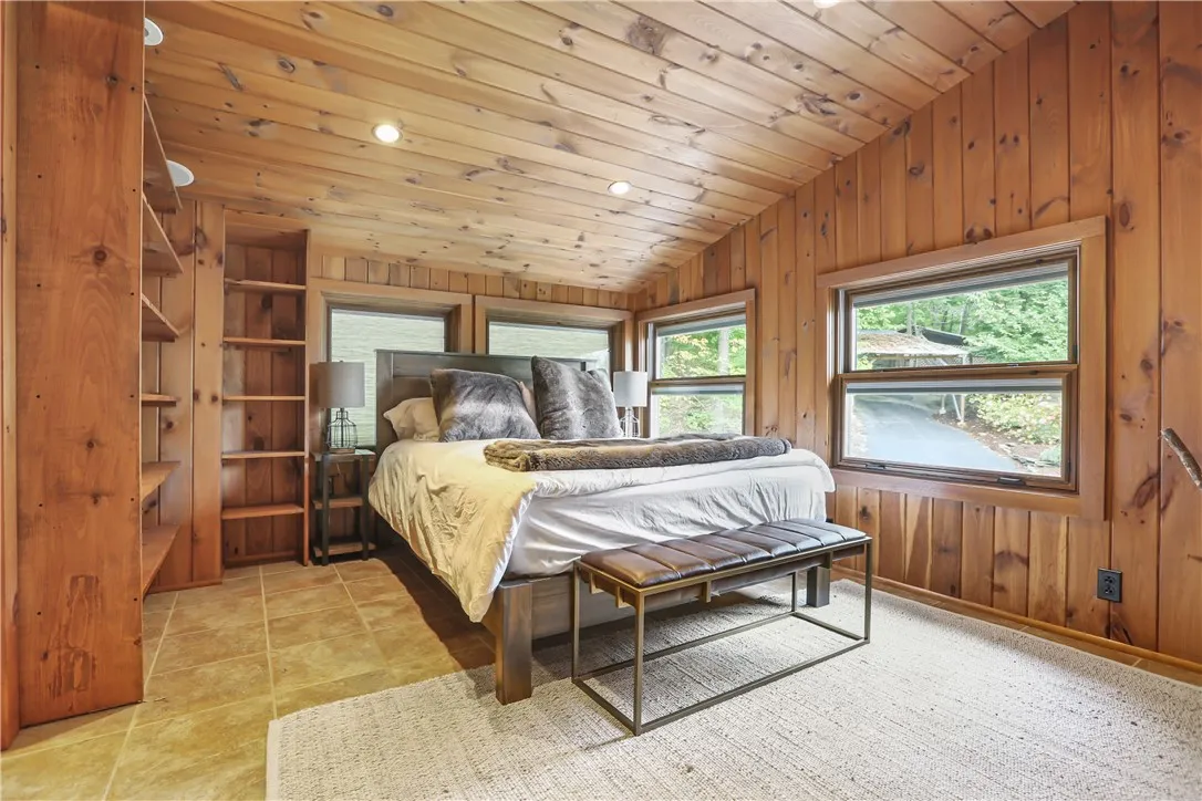 5561 Logan Lane, Canandaigua-town, New York 14424, Canandaigua Town, New York 14424, 5 Bedrooms Bedrooms, 8 Rooms Rooms,4 BathroomsBathrooms,Residential,For Sale,5561 Logan Lane, Canandaigua-town, New York 14424,R1615602