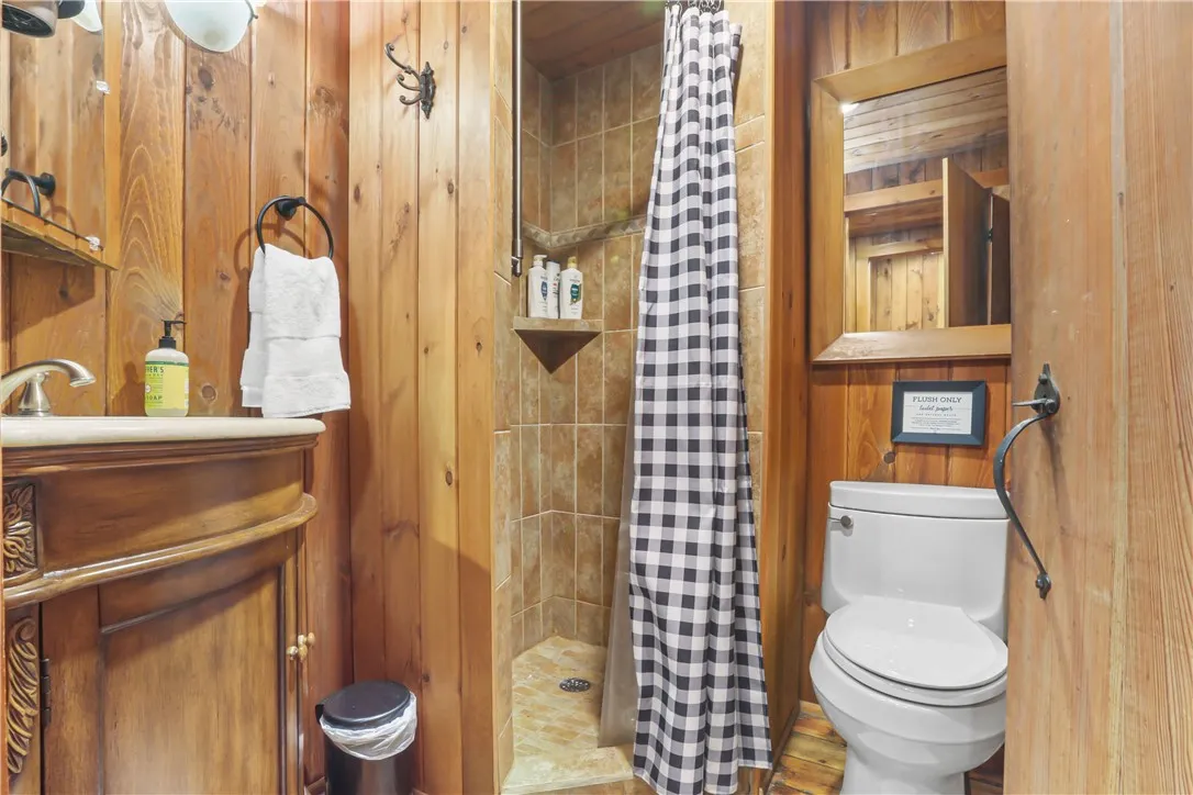 5561 Logan Lane, Canandaigua-town, New York 14424, Canandaigua Town, New York 14424, 5 Bedrooms Bedrooms, 8 Rooms Rooms,4 BathroomsBathrooms,Residential,For Sale,5561 Logan Lane, Canandaigua-town, New York 14424,R1615602