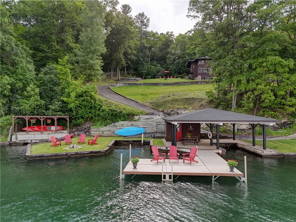 5561 Logan Lane, Canandaigua-town, New York 14424, Canandaigua Town, New York 14424, 5 Bedrooms Bedrooms, 8 Rooms Rooms,4 BathroomsBathrooms,Residential,For Sale,5561 Logan Lane, Canandaigua-town, New York 14424,R1615602