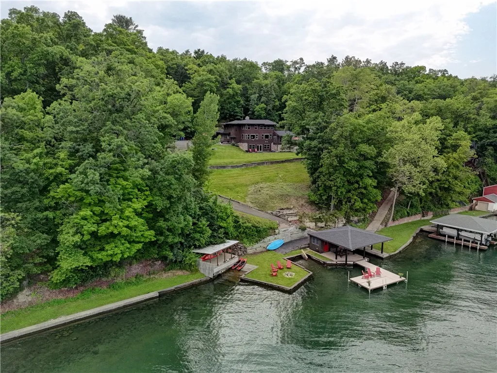 5561 Logan Lane, Canandaigua-town, New York 14424, Canandaigua Town, New York 14424, 5 Bedrooms Bedrooms, 8 Rooms Rooms,4 BathroomsBathrooms,Residential,For Sale,5561 Logan Lane, Canandaigua-town, New York 14424,R1615602