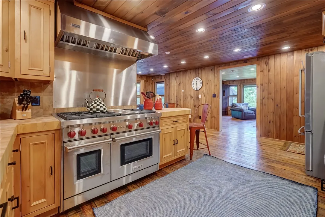 5561 Logan Lane, Canandaigua-town, New York 14424, Canandaigua Town, New York 14424, 5 Bedrooms Bedrooms, 8 Rooms Rooms,4 BathroomsBathrooms,Residential,For Sale,5561 Logan Lane, Canandaigua-town, New York 14424,R1615602