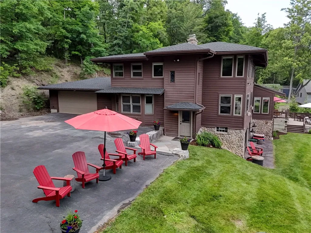 5561 Logan Lane, Canandaigua-town, New York 14424, Canandaigua Town, New York 14424, 5 Bedrooms Bedrooms, 8 Rooms Rooms,4 BathroomsBathrooms,Residential,For Sale,5561 Logan Lane, Canandaigua-town, New York 14424,R1615602