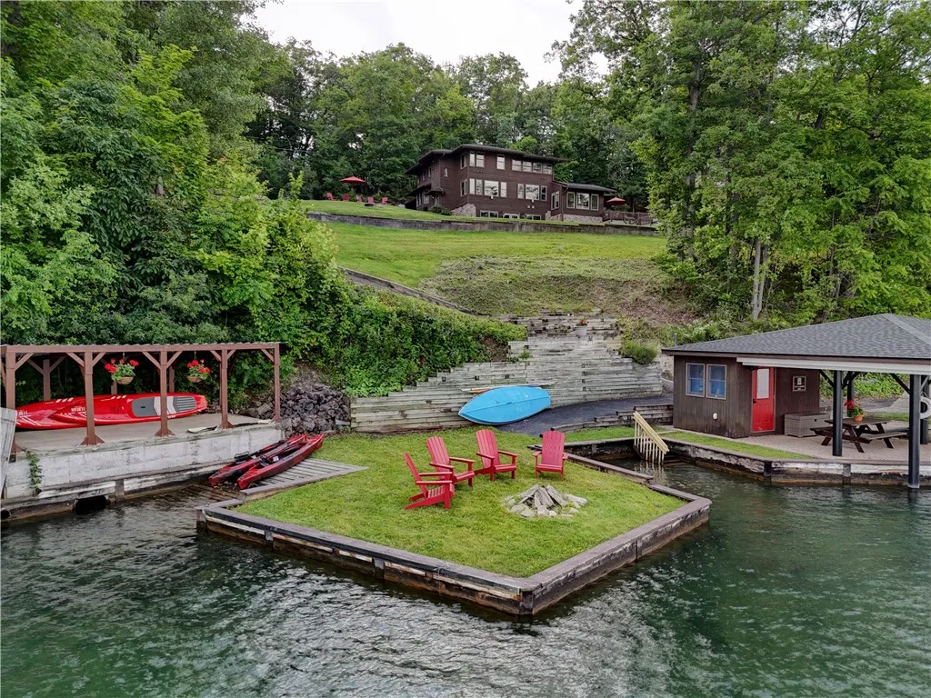 5561 Logan Lane, Canandaigua-town, New York 14424, Canandaigua Town, New York 14424, 5 Bedrooms Bedrooms, 8 Rooms Rooms,4 BathroomsBathrooms,Residential,For Sale,5561 Logan Lane, Canandaigua-town, New York 14424,R1615602