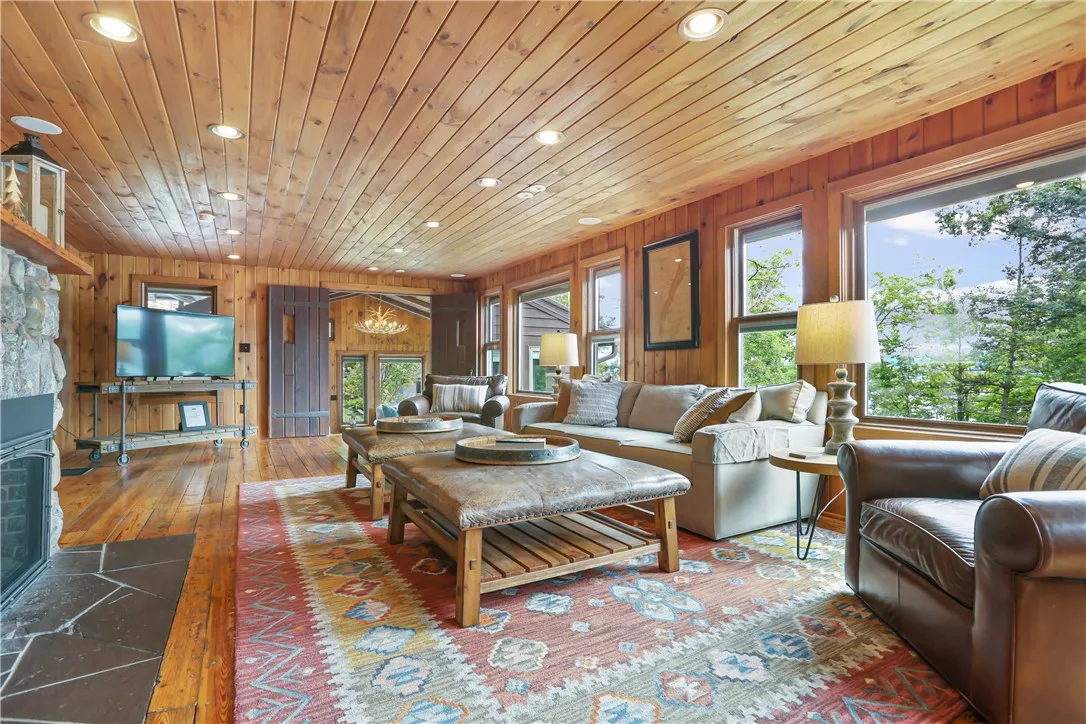 5561 Logan Lane, Canandaigua-town, New York 14424, Canandaigua Town, New York 14424, 5 Bedrooms Bedrooms, 8 Rooms Rooms,4 BathroomsBathrooms,Residential,For Sale,5561 Logan Lane, Canandaigua-town, New York 14424,R1615602