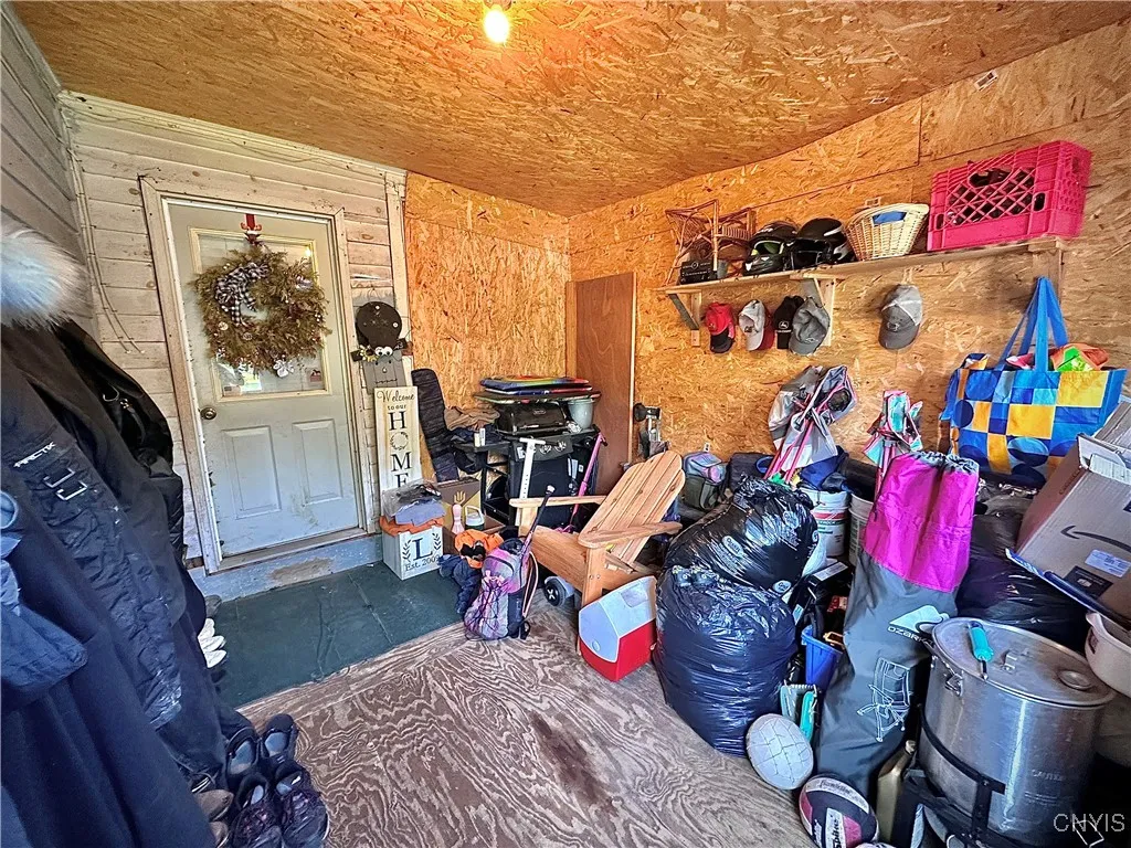 Front porch/mud room