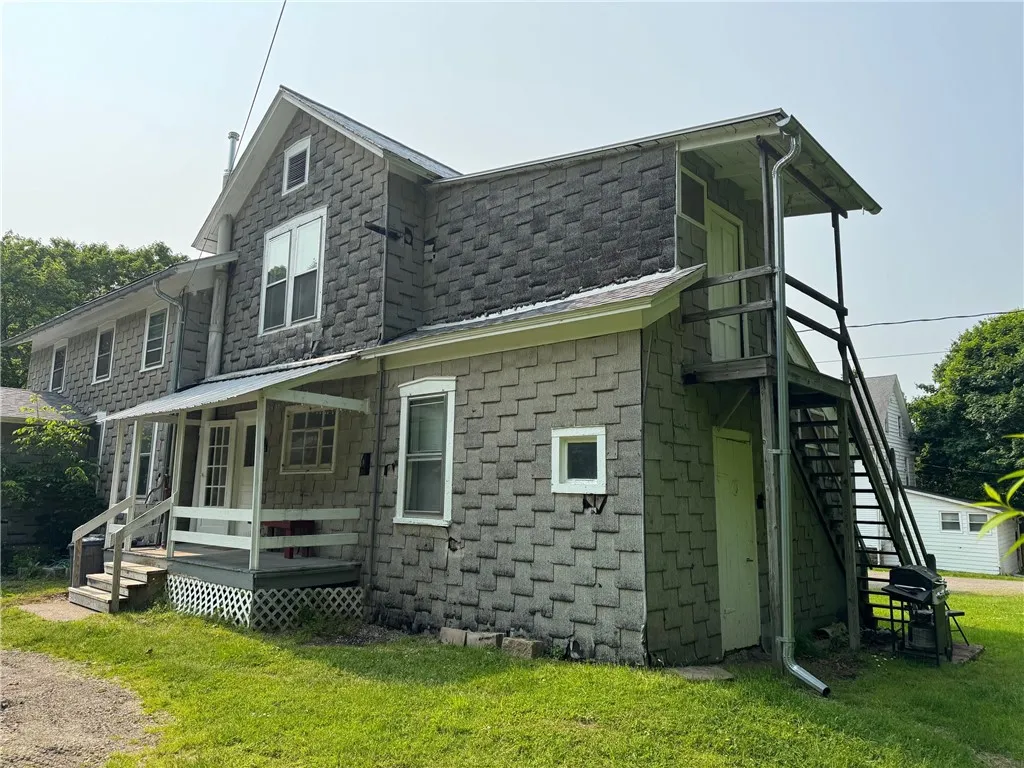 29 South Main Street, Alfred, New York 14802, Alfred, New York 14802, 7 Bedrooms Bedrooms, ,2 BathroomsBathrooms,Residential,For Sale,29 South Main Street, Alfred, New York 14802,R1612141