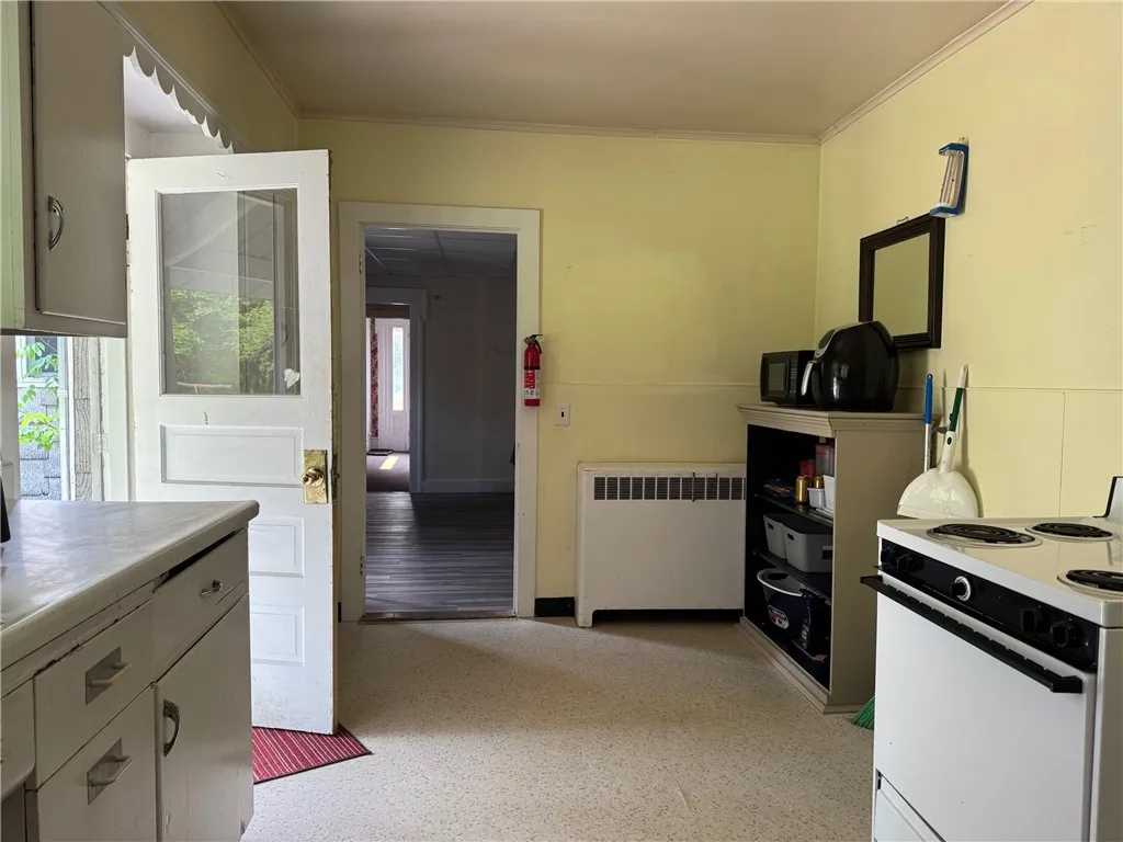 29 South Main Street, Alfred, New York 14802, Alfred, New York 14802, 7 Bedrooms Bedrooms, ,2 BathroomsBathrooms,Residential,For Sale,29 South Main Street, Alfred, New York 14802,R1612141