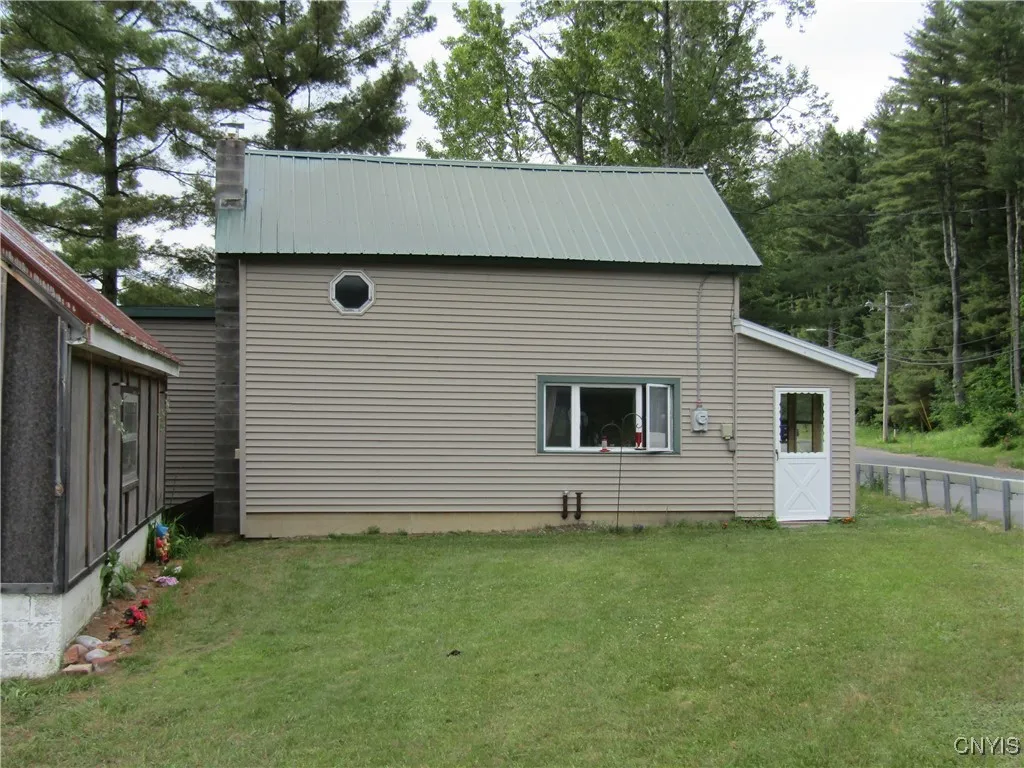 12109 Woodhull Road, Forestport, New York 13338, Forestport, New York 13338, 2 Bedrooms Bedrooms, 7 Rooms Rooms,1 BathroomBathrooms,Residential,For Sale,12109 Woodhull Road, Forestport, New York 13338,S1616518
