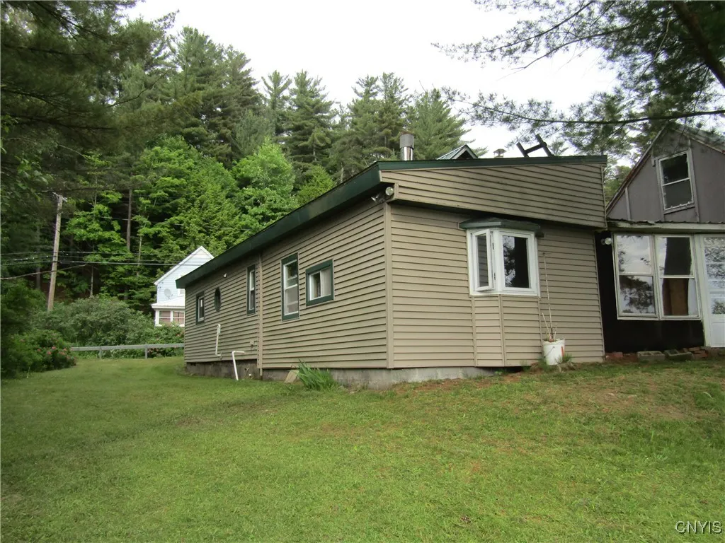 12109 Woodhull Road, Forestport, New York 13338, Forestport, New York 13338, 2 Bedrooms Bedrooms, 7 Rooms Rooms,1 BathroomBathrooms,Residential,For Sale,12109 Woodhull Road, Forestport, New York 13338,S1616518