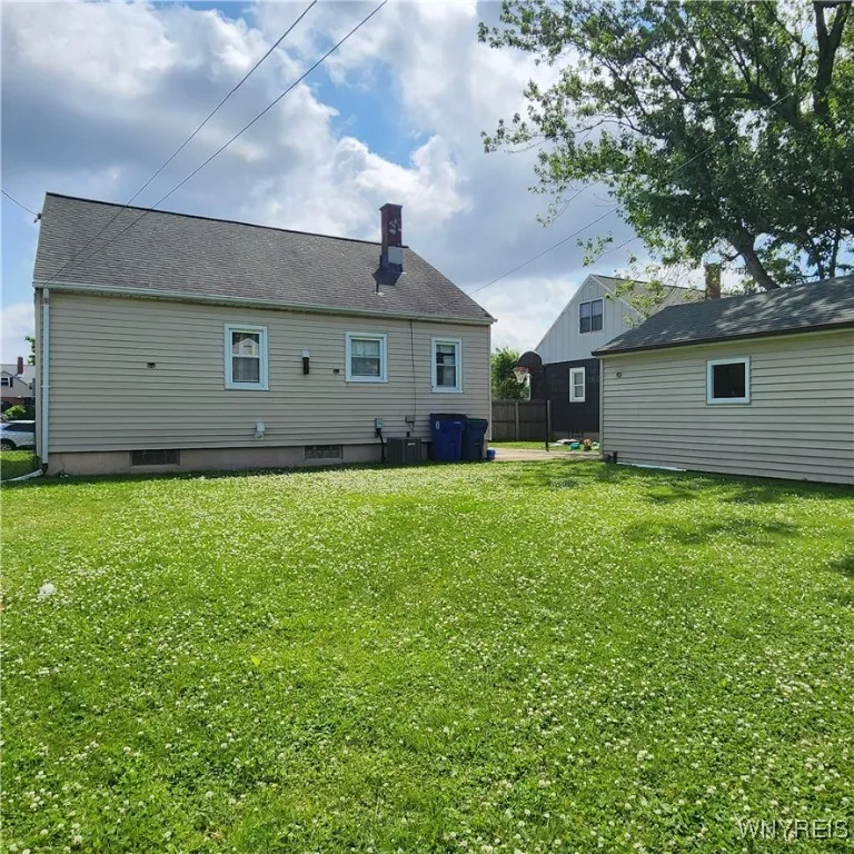 526 Capen Boulevard, Amherst, New York 14226, Amherst, New York 14226, 3 Bedrooms Bedrooms, 6 Rooms Rooms,1 BathroomBathrooms,Residential,For Sale,526 Capen Boulevard, Amherst, New York 14226,B1616897