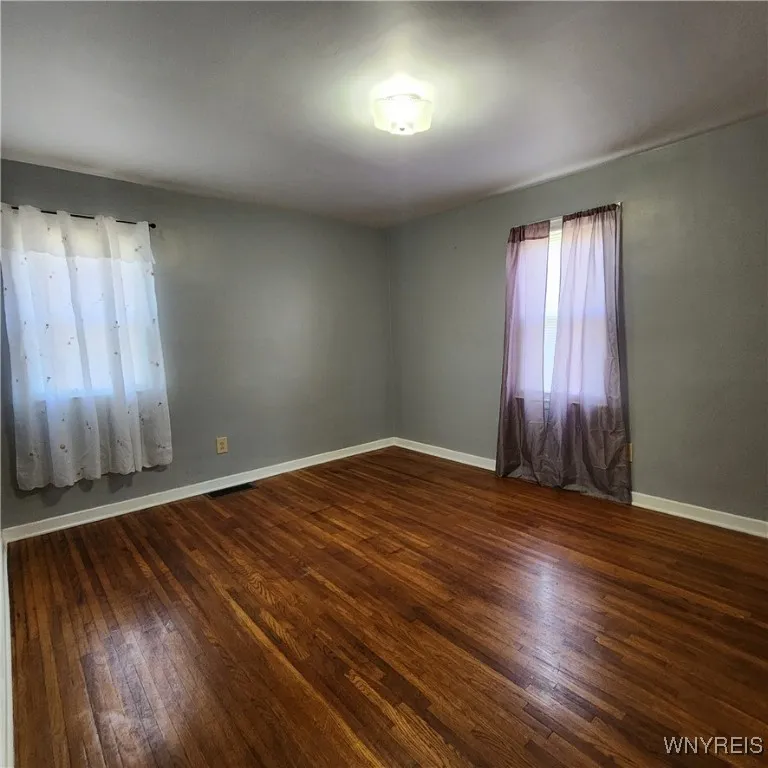 526 Capen Boulevard, Amherst, New York 14226, Amherst, New York 14226, 3 Bedrooms Bedrooms, 6 Rooms Rooms,1 BathroomBathrooms,Residential,For Sale,526 Capen Boulevard, Amherst, New York 14226,B1616897