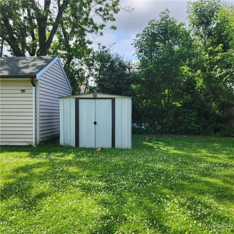 526 Capen Boulevard, Amherst, New York 14226, Amherst, New York 14226, 3 Bedrooms Bedrooms, 6 Rooms Rooms,1 BathroomBathrooms,Residential,For Sale,526 Capen Boulevard, Amherst, New York 14226,B1616897
