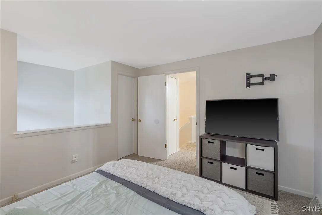 8433 Bubbling Springs Drive, Clay, New York 13027, Clay, New York 13027, 3 Bedrooms Bedrooms, 5 Rooms Rooms,1 BathroomBathrooms,Residential,Closed,8433 Bubbling Springs Drive, Clay, New York 13027,S1616972