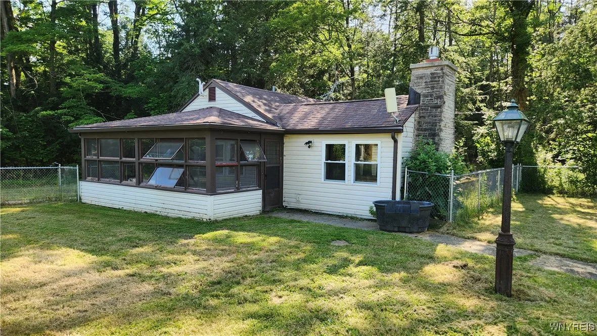 3633 Marshfield Road, North Collins, New York 1409, North Collins, New York 14091, 2 Bedrooms Bedrooms, 7 Rooms Rooms,1 BathroomBathrooms,Residential,Closed,3633 Marshfield Road, North Collins, New York 1409,0,B1617113