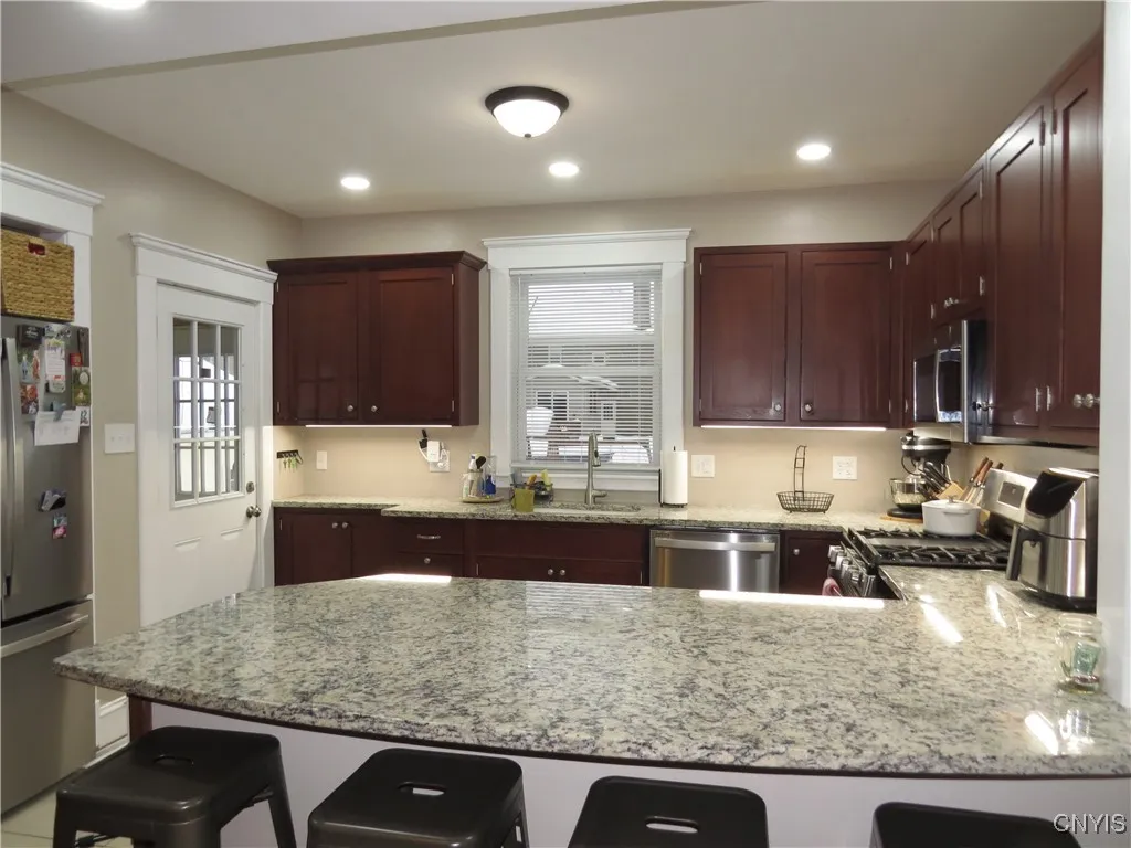 325 Margaret Street, Herkimer, New York 13350, Herkimer, New York 13350, 4 Bedrooms Bedrooms, 9 Rooms Rooms,2 BathroomsBathrooms,Residential,For Sale,325 Margaret Street, Herkimer, New York 13350,S1617115