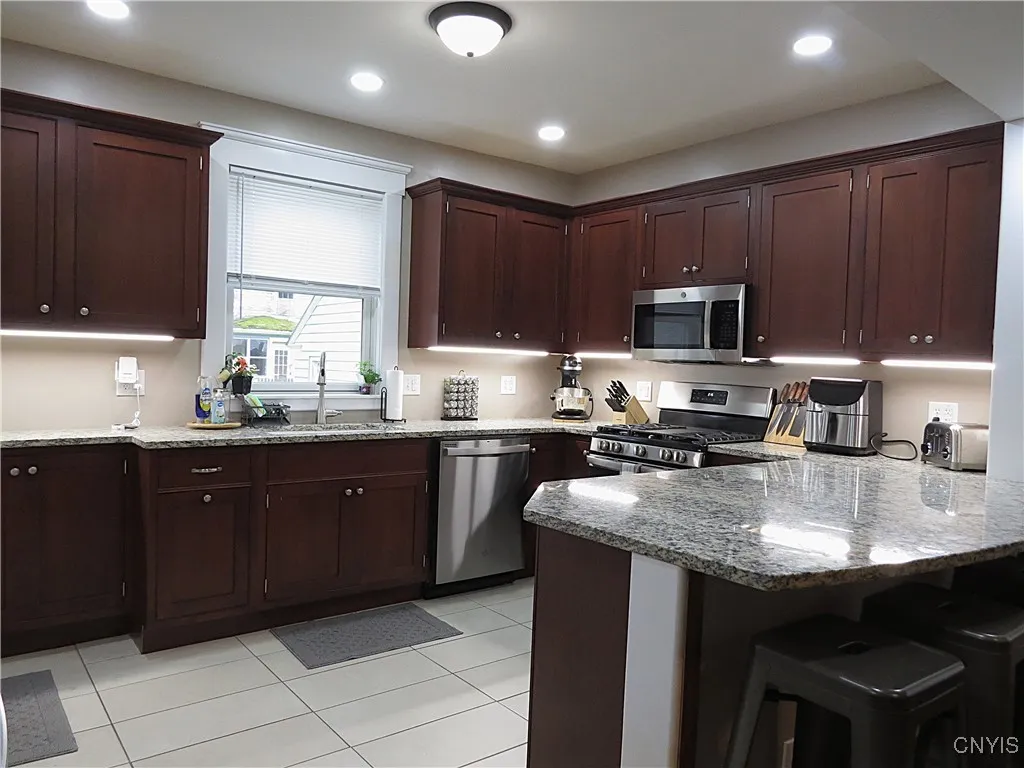 325 Margaret Street, Herkimer, New York 13350, Herkimer, New York 13350, 4 Bedrooms Bedrooms, 9 Rooms Rooms,2 BathroomsBathrooms,Residential,For Sale,325 Margaret Street, Herkimer, New York 13350,S1617115