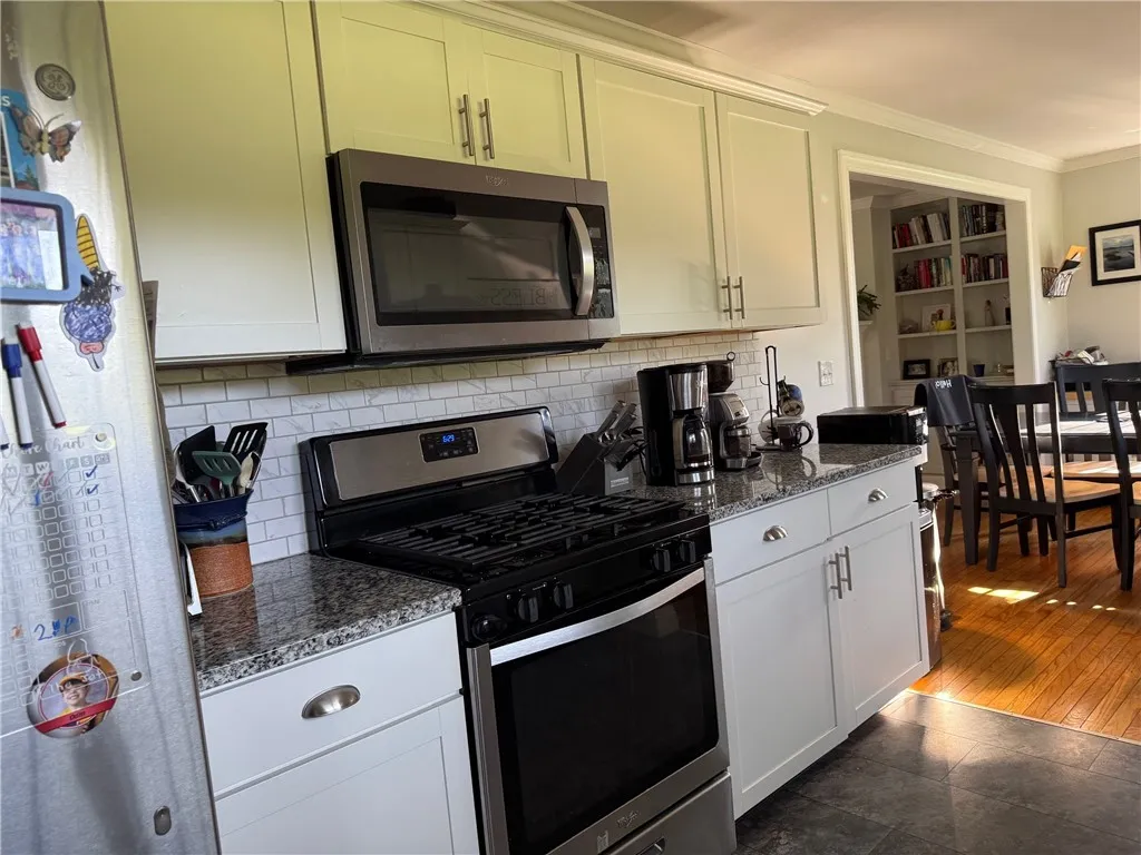 6303 Palmiter Road, Alfred, New York 14803, Alfred, New York 14803, 6 Bedrooms Bedrooms, 9 Rooms Rooms,3 BathroomsBathrooms,Residential,Closed,6303 Palmiter Road, Alfred, New York 14803,0,R1615154