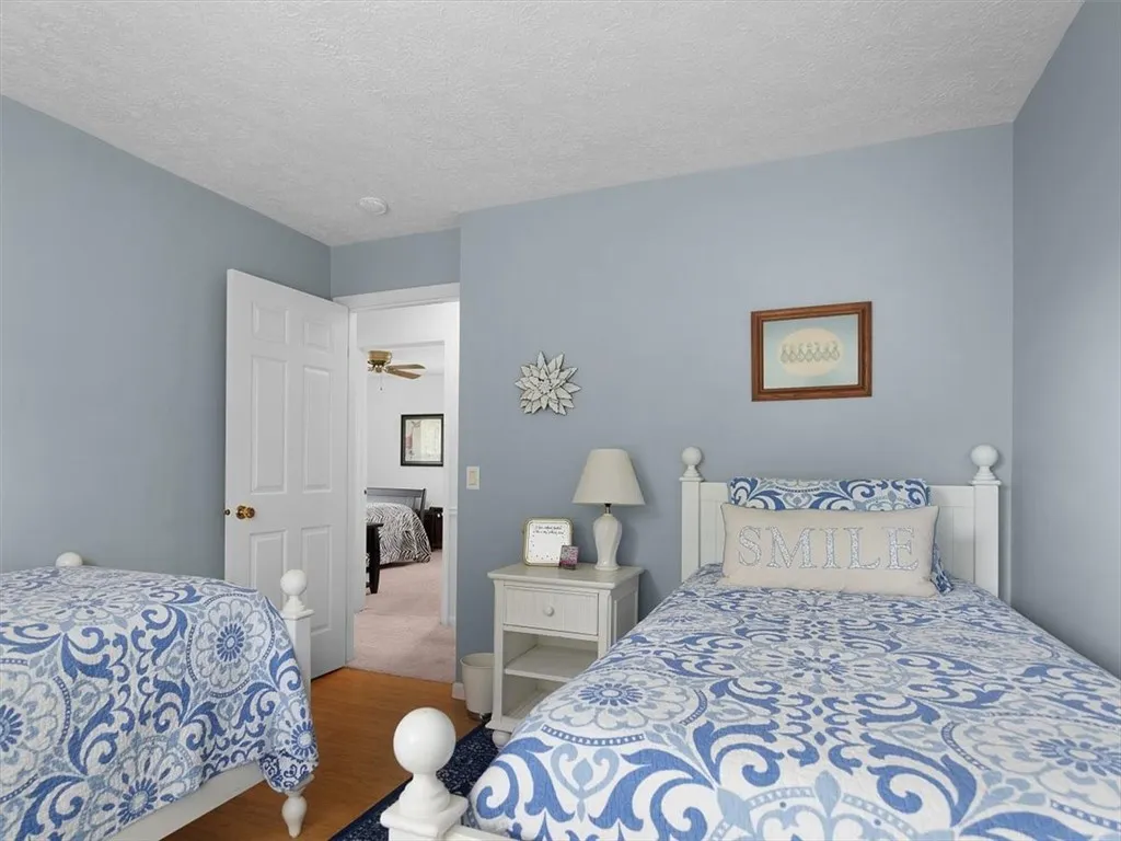 27 Black Spruce Court, Greece, New York 14616, Greece, New York 14616, 4 Bedrooms Bedrooms, 9 Rooms Rooms,2 BathroomsBathrooms,Residential,Closed,27 Black Spruce Court, Greece, New York 14616,R1616964
