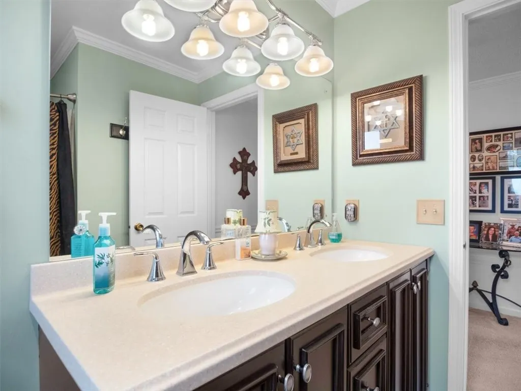 27 Black Spruce Court, Greece, New York 14616, Greece, New York 14616, 4 Bedrooms Bedrooms, 9 Rooms Rooms,2 BathroomsBathrooms,Residential,Closed,27 Black Spruce Court, Greece, New York 14616,R1616964
