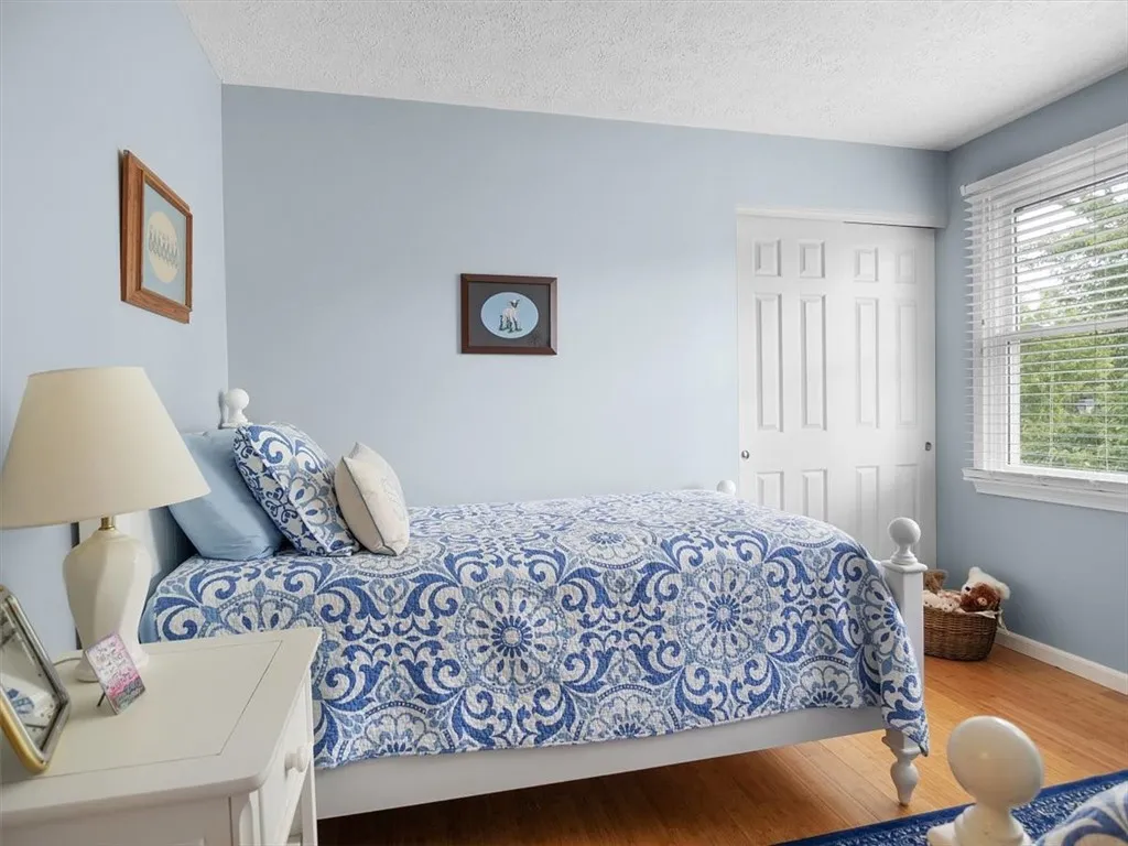 27 Black Spruce Court, Greece, New York 14616, Greece, New York 14616, 4 Bedrooms Bedrooms, 9 Rooms Rooms,2 BathroomsBathrooms,Residential,Closed,27 Black Spruce Court, Greece, New York 14616,R1616964