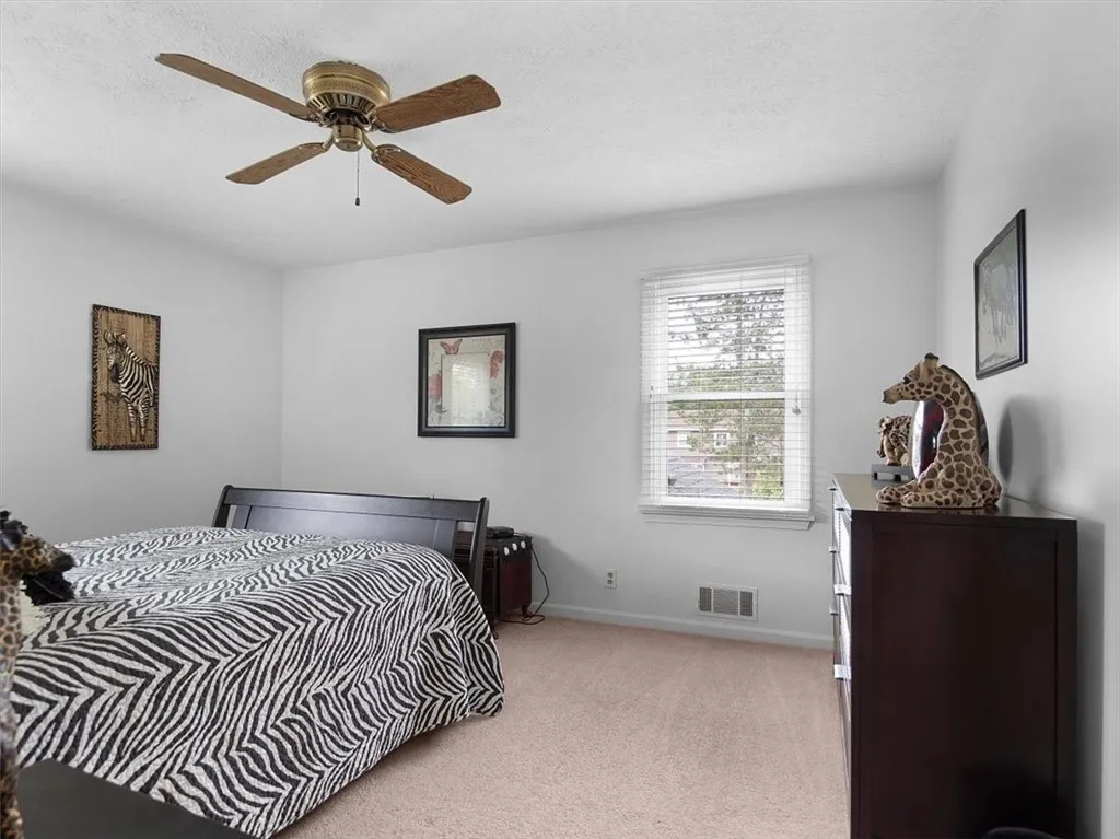 27 Black Spruce Court, Greece, New York 14616, Greece, New York 14616, 4 Bedrooms Bedrooms, 9 Rooms Rooms,2 BathroomsBathrooms,Residential,Closed,27 Black Spruce Court, Greece, New York 14616,R1616964
