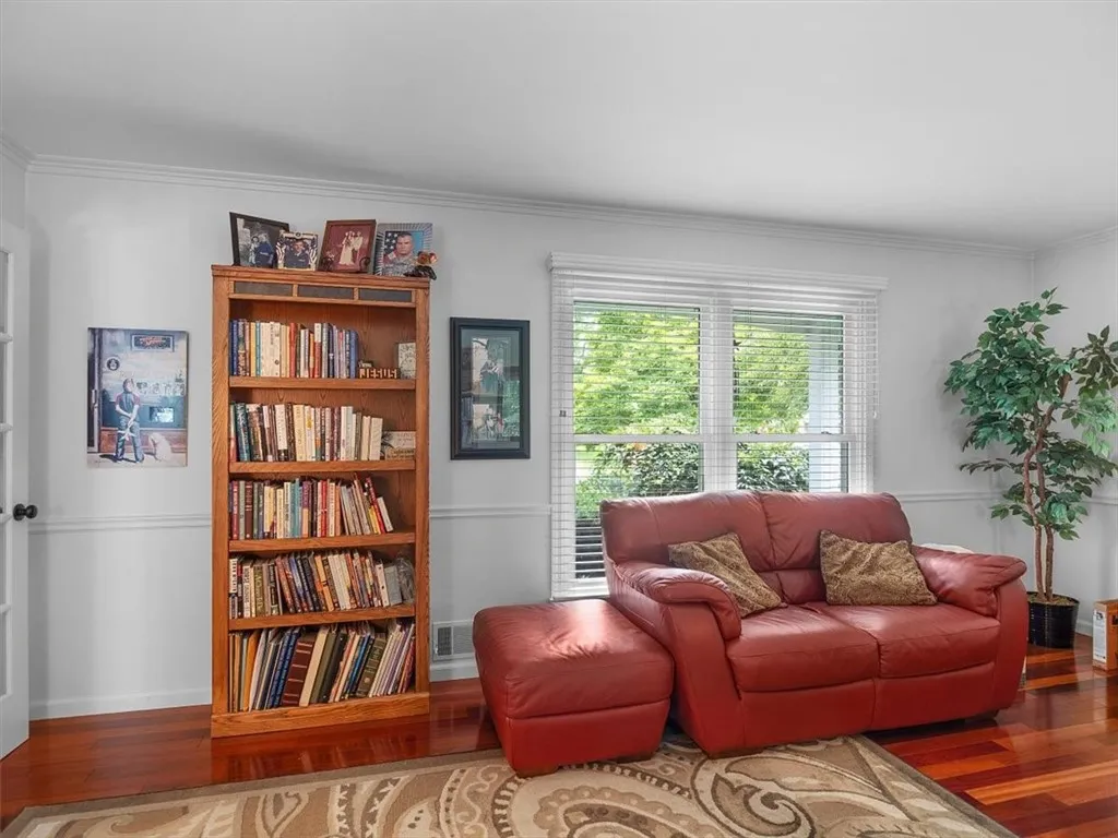 27 Black Spruce Court, Greece, New York 14616, Greece, New York 14616, 4 Bedrooms Bedrooms, 9 Rooms Rooms,2 BathroomsBathrooms,Residential,Closed,27 Black Spruce Court, Greece, New York 14616,R1616964
