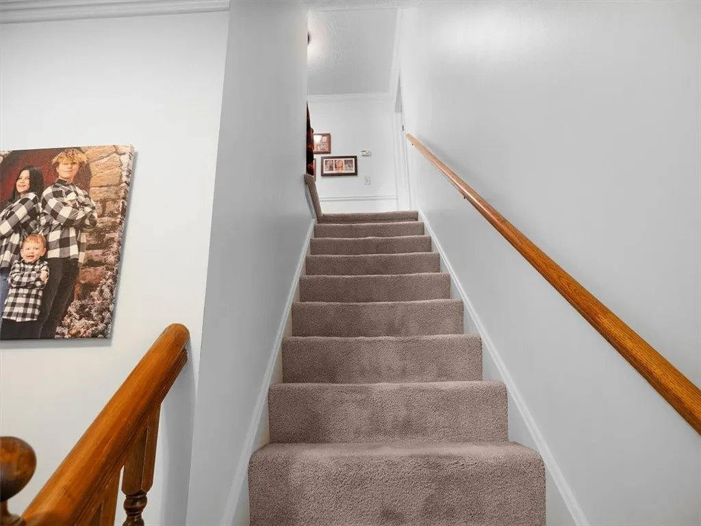 27 Black Spruce Court, Greece, New York 14616, Greece, New York 14616, 4 Bedrooms Bedrooms, 9 Rooms Rooms,2 BathroomsBathrooms,Residential,Closed,27 Black Spruce Court, Greece, New York 14616,R1616964