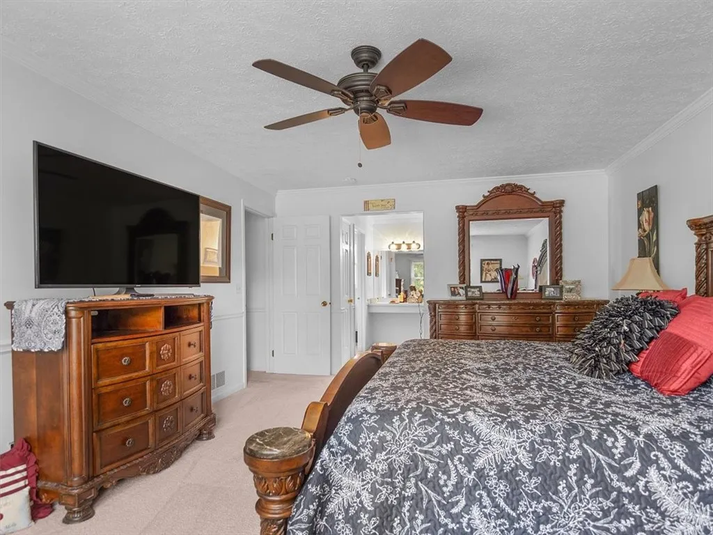 27 Black Spruce Court, Greece, New York 14616, Greece, New York 14616, 4 Bedrooms Bedrooms, 9 Rooms Rooms,2 BathroomsBathrooms,Residential,Closed,27 Black Spruce Court, Greece, New York 14616,R1616964