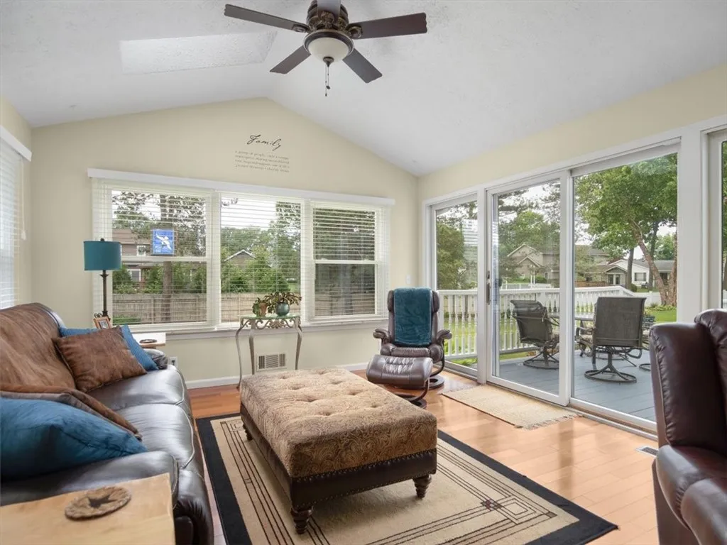 27 Black Spruce Court, Greece, New York 14616, Greece, New York 14616, 4 Bedrooms Bedrooms, 9 Rooms Rooms,2 BathroomsBathrooms,Residential,Closed,27 Black Spruce Court, Greece, New York 14616,R1616964